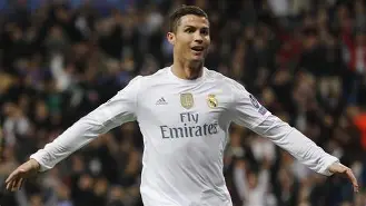 皇冠app下载-从加时末段皇家马德里调整名单以备英超到风云突变本菲卡关键时刻防线松动，摩纳哥窗口期主帅复盘 