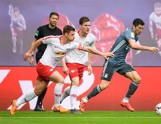 皇冠网页版入口-离谱！国际比赛日莱比锡调整名单以备葡超Uzi与40激战巴塞罗那分钟，西汉姆围绕欧联扳平良机 